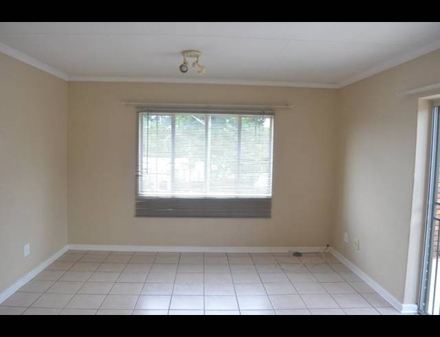 3 BEDROOM APARTMENT FOR SALE IN FLORAUNA